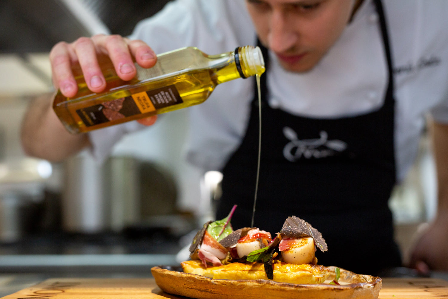 Black Truffle Oil: A Guide for Professional Chefs